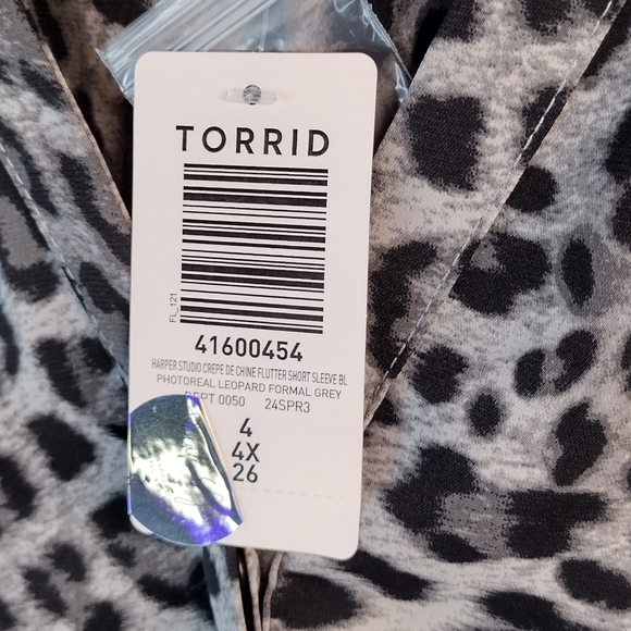 Sz 4X (26) NWT TORRID Harper Formal Grey Leopard Flutter Sleeves Vneck 31"PTP - Picture 4 of 14